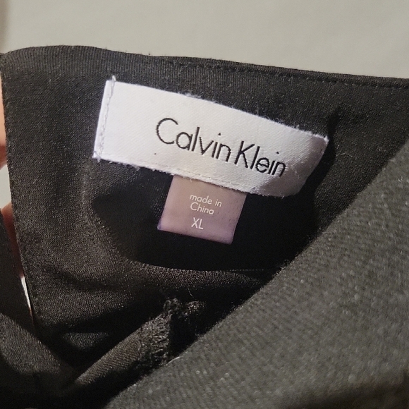 Calvin Klein Black Sleeveless Ruched Blouse - Picture 2 of 4